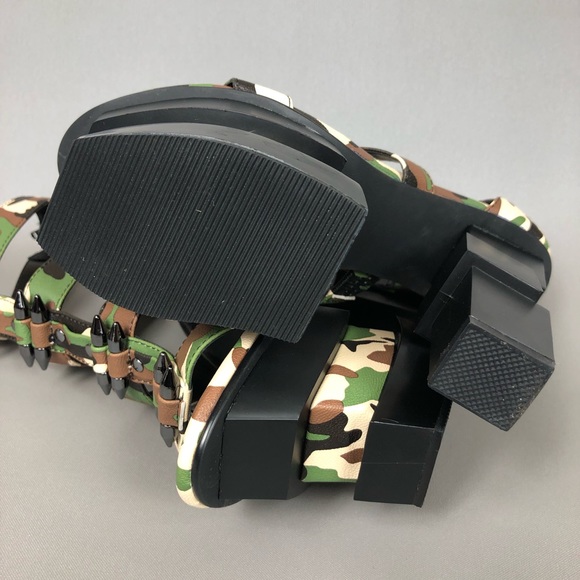 Pink Palms Camouflage Spike Buckle Ankle Wrap Block Rivets Wedge Sandals Size 7 - Picture 13 of 16